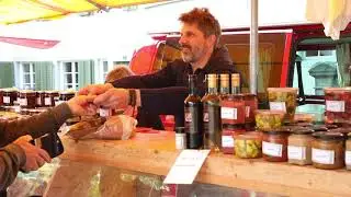 Auf dem Markt in Bülach