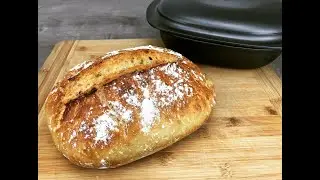 Bread without kneading in a Tupperware Ultra baking pan