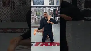 Using the submarine to get up from a wrestle up low single. All instructionals available on Jujiclub