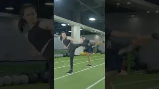 莱美教练Seven+Kiki组合开启双人徐梦桃三十二路弹腿挑战！远离久坐，一起来弹腿！