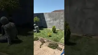 Погода жаркая 🥵посадку растений завершили, щас укладка газона