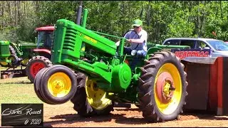 Tractor Pulls! 2020 Cornwell's Turkeyville Antique Tractor Pull