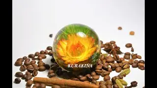 Сфера 6 см с оранжевым букетом. Авторское стекло Юлии Куракиной.