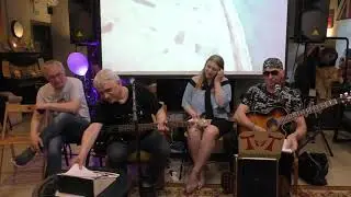 Квартирник группы "ТМТ" 26.05.2023 в хостеле Urban, Минск (50 fps)