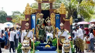 KERETA KARNAVAL TERMEWAH dengan Konsep Kolosal dari SMK PGRI 5 JEMBER