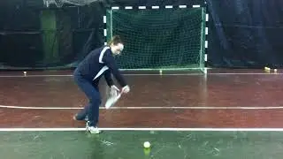 Техника работы ног в ударах с отскока с забеганием