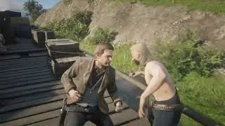 Fistfight on a moving train in Red Dead Online.