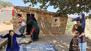 Stepmother Documentary: Hamid Brings Bread to His Stepmother from His Psychotic Wife