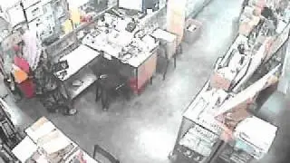 Penang a stationery shop got a malay woman customer steal worker mobile phone