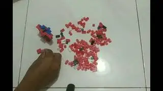 Menyusun lego mini Spiderman 6