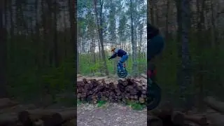 I didn’t forget to log in today #forest #euc #veteranlynx #monowheel
