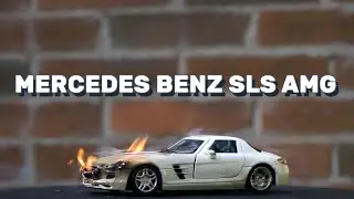 Mercedes SLS AMG v Gas Torch