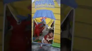 luccas brincando de casinha