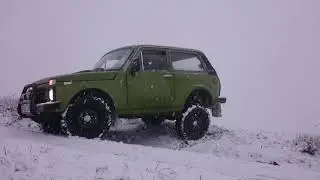 Lada Niva Green