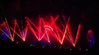 Coldplay - Clocks + Fix You [Madrid 2012]