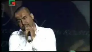 Санджей поет на чеченском языке