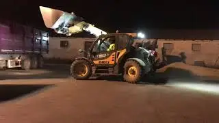 Погрузчик Dieci. Погрузка сої. 