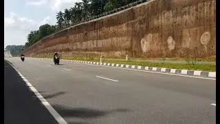 Kawasaki ZX10R vs Triumph Street Triple Drag Race 2