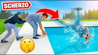 LO SPINGO in PISCINA nella NUOVA VILLA ! (SCHERZO FINITO MALE)