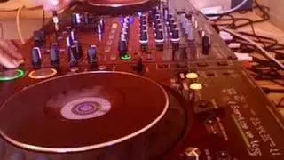 DJ Sulley - 10 Minute Mix (Club Tunes)