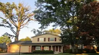 25320 LYNCASTLE Street, Farmington Hills, MI Presented by Monique Carter.