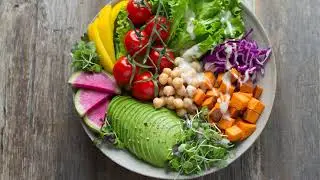 How to Get Enough Protein on a Raw Food Diet