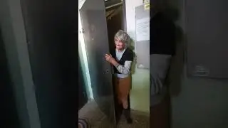 Ломилась к пенсионерке драться. Агресировала