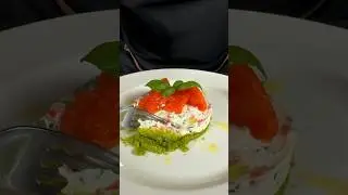 Закуска со слабосоленым лососем