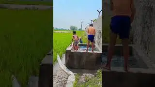 देसीस्विमिंग पूल में मस्ती Komal Kumar mini Eicher tractor Shivani Kumari shorts video