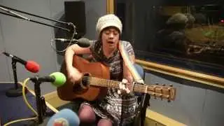 Sara Bills - Baby Please Come Home (live at Raigmo