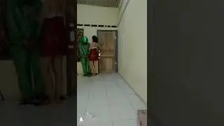 Prank Ojol Lagi Neduh Kehujanan