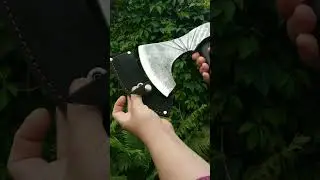 Топор ручной работы.