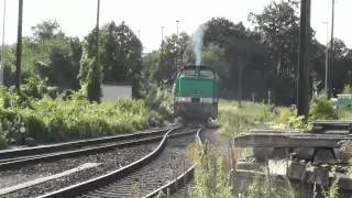106 001 der ITL rangiert im Dresdner Hafen
