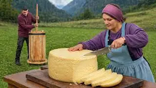 Making the Creamiest Butter from Fresh Milk With The Old Traditional Method!