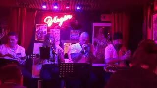 Me so mbriacato - Mannarino al Virgin Rock