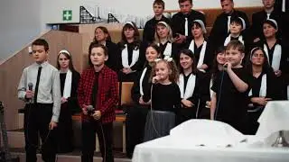 Он всегда оберегает. Пение дети.