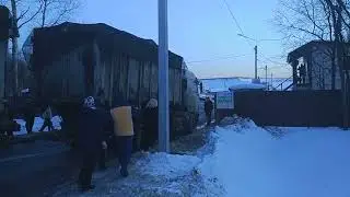 Заезд мусоровозов под контроем ОМОН