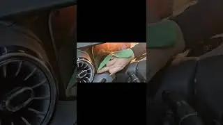 Защита дисплея в Мерседесе