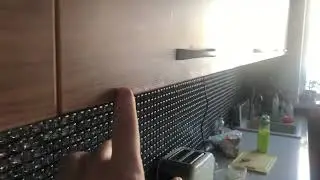 Фасад из ЛДСП для Кухни и детали в кромке рядом с батареей.