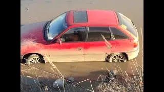 Краткий обзор города, мотоцикла БМВ, трюки от водил ))