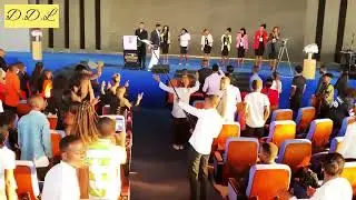 De Deus Lutumba / Deus é fiel Live Luanda conferência ADP Juventude Jeová Shamah