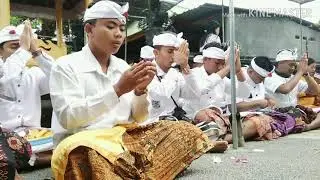 GALUNGAN DI PURE SURANADI LOMBOK