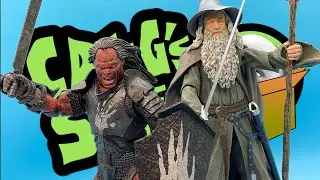 Diamond Select Lord of the Rings Wave 4 Gandalf and Uruk-hai Orc Action Figure Review