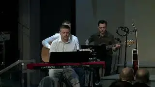 Он Велик, Он Господь