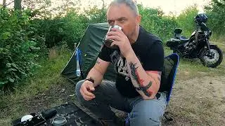 Сьогодні я мовчатиму. Відпустка від усього. Роздуми про якесь інше життя.
