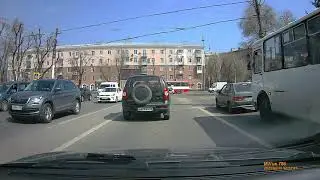 Автобус забодал второрядника