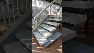 Консольная лестница