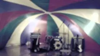 Donora- The Chorus (Official Video)