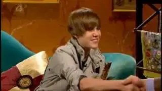 Alan Carr: Chatty Man - S03E07 (2010-03-18) - Justin Bieber & Florence And The Machine [Clip]