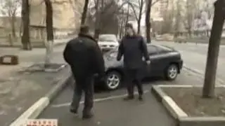 Снялся в эпизоде.